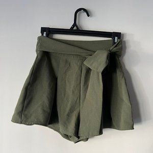 Green Shorts size S